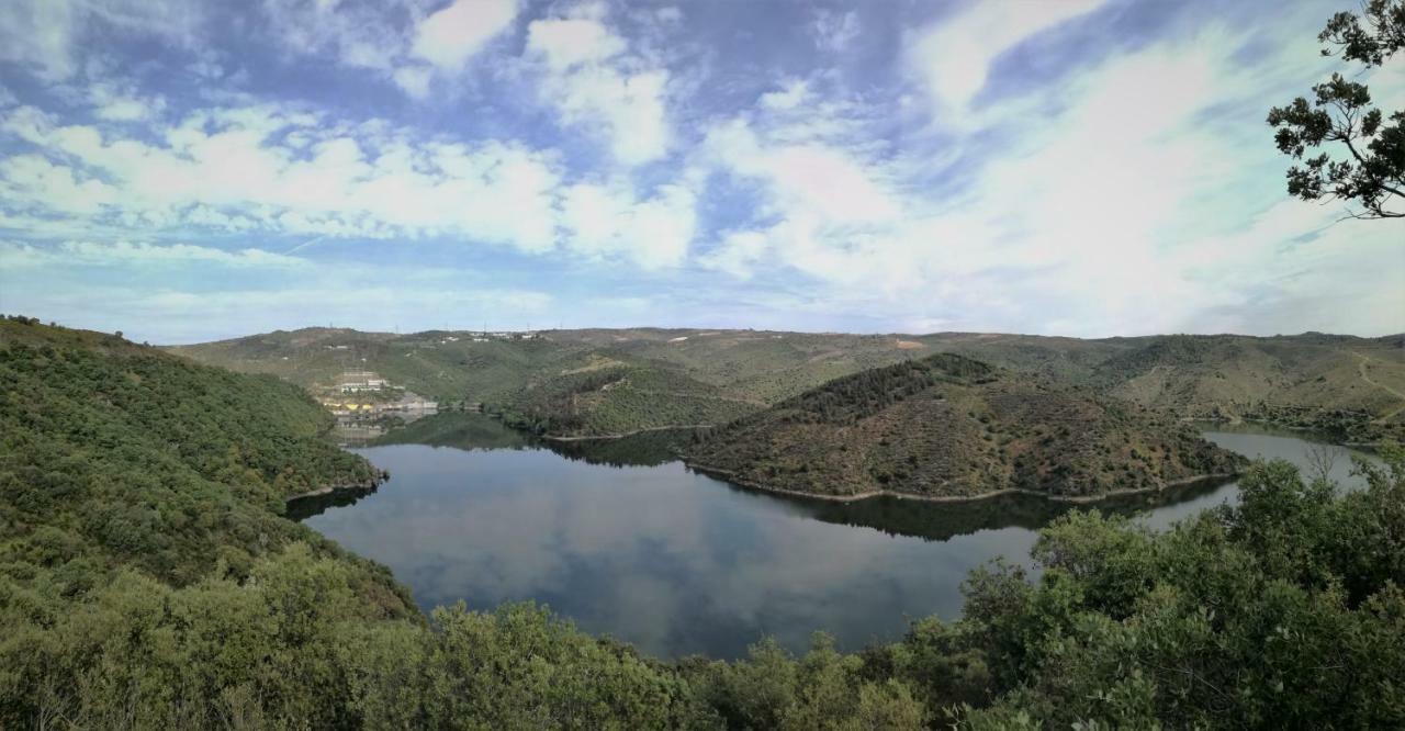 فيلا Casa De Ls Cristales Bemposta  المظهر الخارجي الصورة